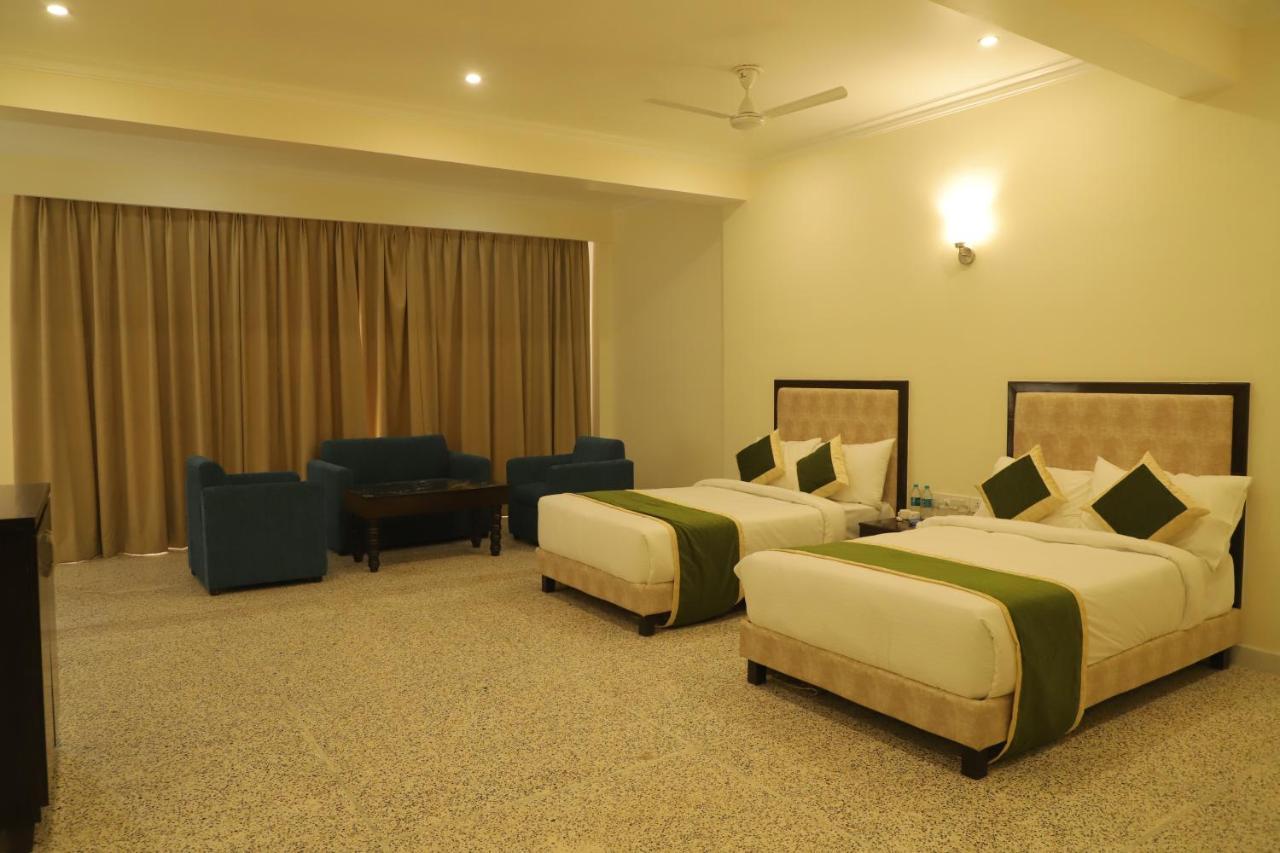 Gautam Hotels & Resorts Khajurāho Екстериор снимка